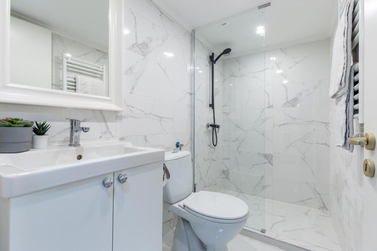 W33 - Prime Location - Comfortable Quality Apartments By Bqa Budapest Extérieur photo